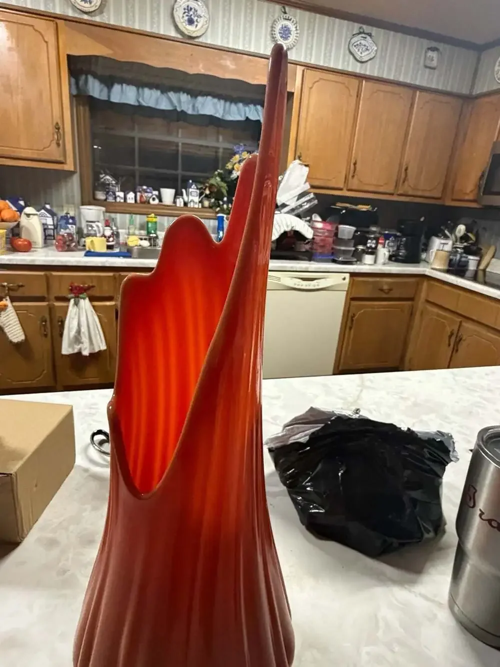 Vintage 1960s L.E. Smith Bittersweet Ribbed Swung Art Glass Vase